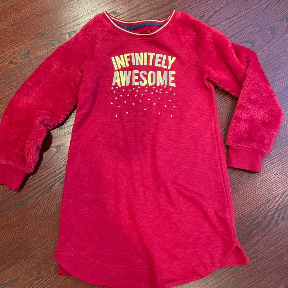 Cat & Jack long sweatshirt with fuzzy sleeves 7/8Y